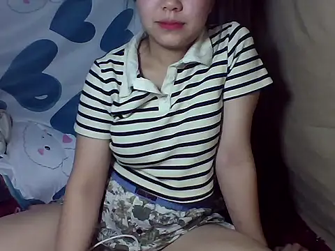 Xiu-L online show from February 13, 4:25 pm