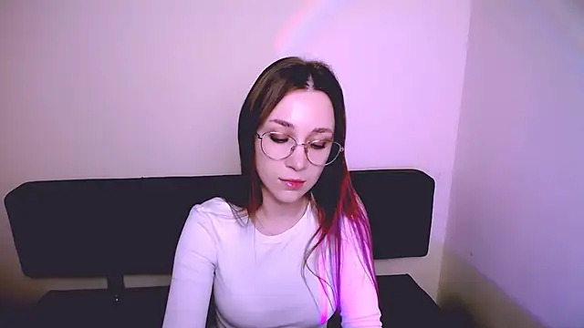 MillaTems  online show from November 25, 8:36 am