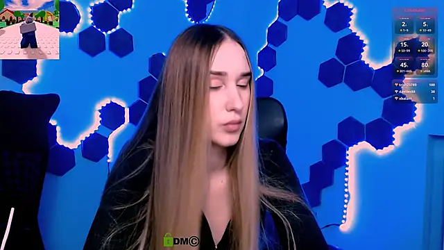  kellykitten  online show from December 2, 2:45 pm