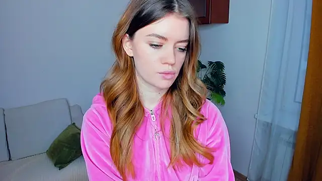 AngelesBenitz online show from January 9, 6:49 am