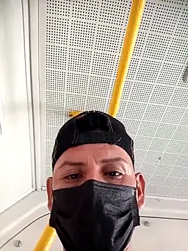 juunioreest online show from November 26, 4:41 pm