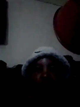 Snapshot of Beephipsxx chatting on June 14, 3:58 pm Beephipsxx online show from June 14, 3:58 pm