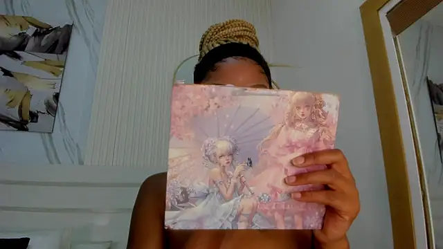 Snapshot of Afro_Luna chatting on May 3, 11:27 am Afro Luna online show from May 3, 11:27 am