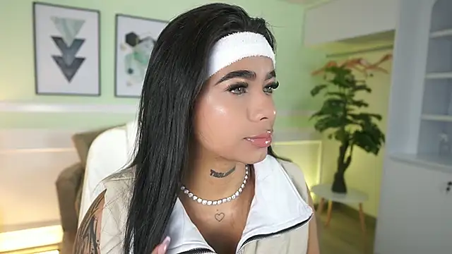 MeganLowell online show from January 10, 11:34 am