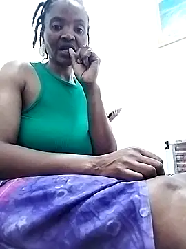 Brownsexynips14 online show from November 17, 6:57 pm