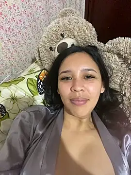 Esmerald 1111 online show from November 20, 9:42 am