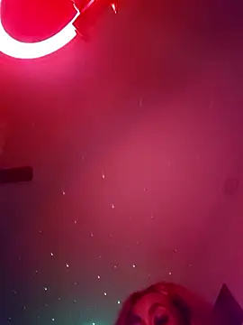 Snapshot of VenezuelaLuxeNoir chatting on January 11, 10:26 pm VenezuelaLuxeNoir online show from January 11, 10:26 pm