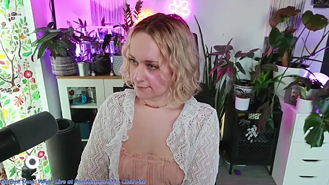 xzoeyryanx online show from January 12, 7:08 pm