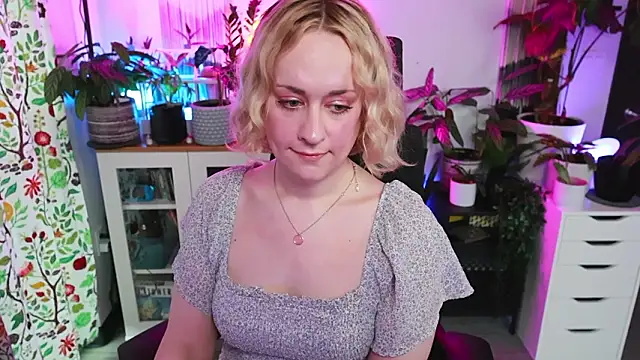 xzoeyryanx online show from February 8, 5:49 pm