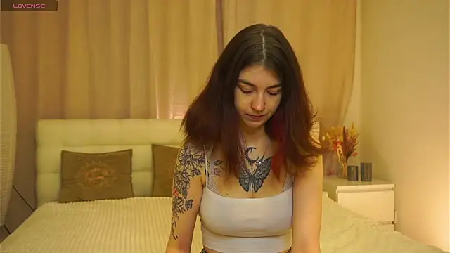 KaKotowski online show from December 3, 6:10 am