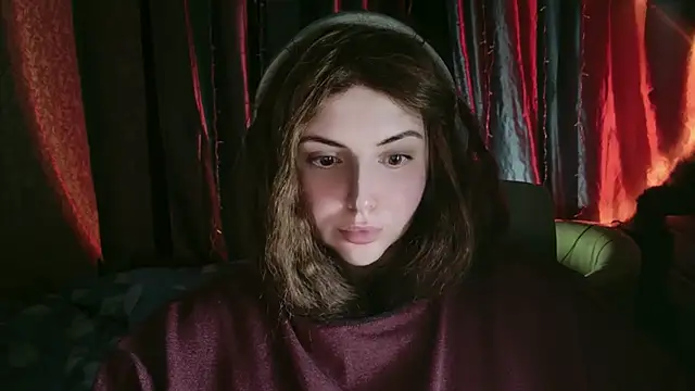 Snapshot of DaraSecret chatting on November 19, 9:04 pm DaraSecret online show from November 19, 9:04 pm