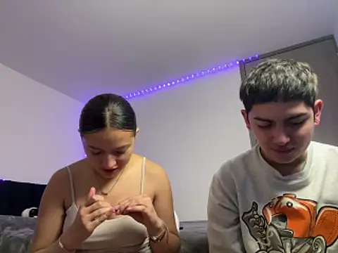 Zhara williams online show from April 16, 12:06 pm