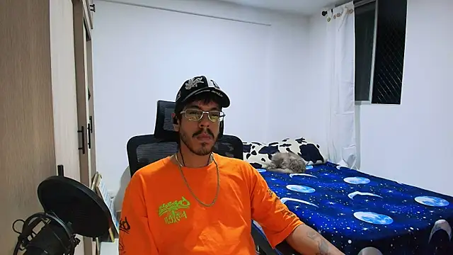 naitt  online show from November 24, 11:26 pm