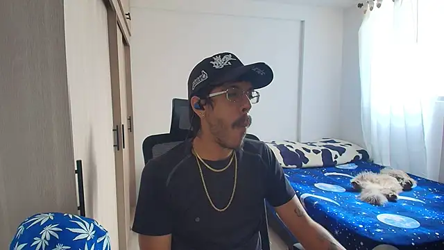 naitt  online show from November 29, 6:22 pm