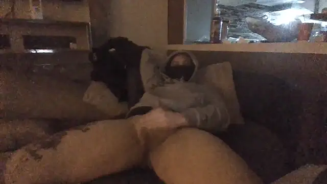 Locotre22 online show from March 9, 1:20 am