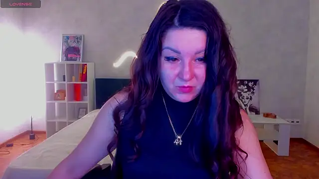 still  her online show from November 26, 1:06 am