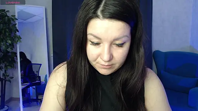 still  her online show from December 3, 1:24 am