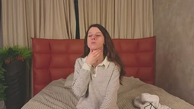 VelvetNyxen online show from January 9, 3:26 pm