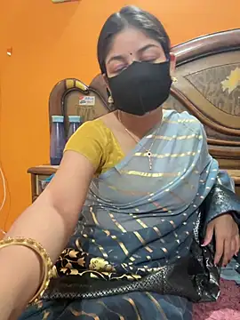 cutestpearl online show from April 13, 6:57 pm