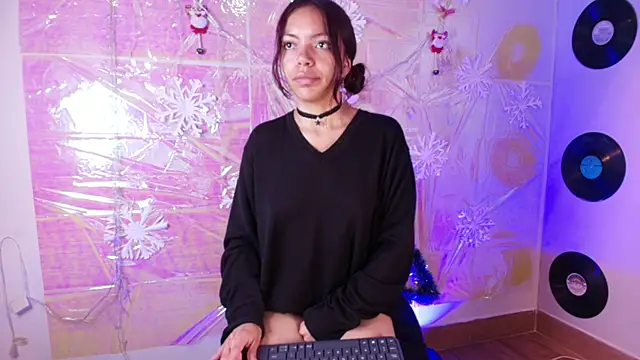 goddess julieta online show from December 21, 8:27 pm