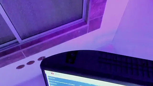 Snapshot of Jave_rave chatting on February 7, 3:21 am Jave rave online show from February 7, 3:21 am