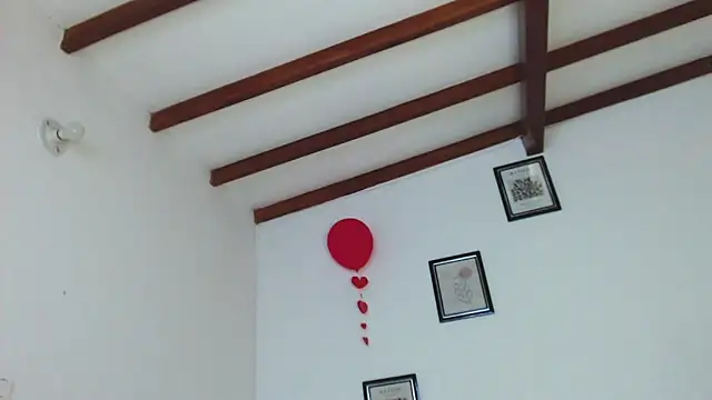 Snapshot of Jave_rave chatting on February 21, 3:51 am Jave rave online show from February 21, 3:51 am