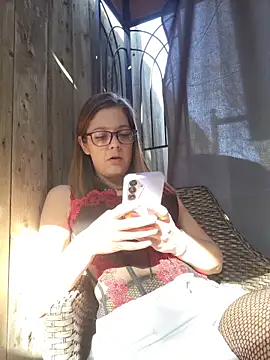 Drowning667 online show from April 22, 9:16 pm