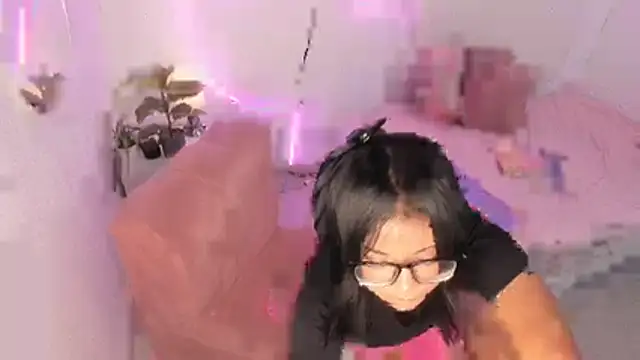 Snapshot of Luna_lexy04 chatting on June 27, 2:23 pm Luna lexy04 online show from June 27, 2:23 pm