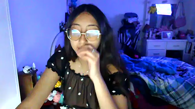 Nanylux online show from November 20, 2:23 am