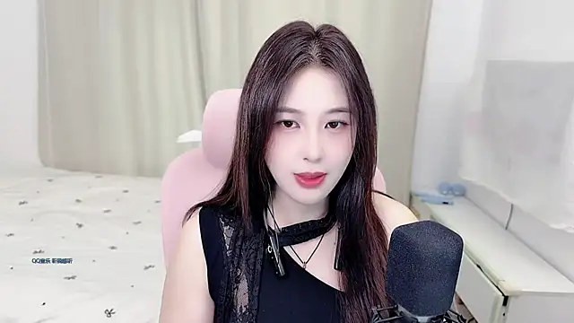 TTtia  online show from July 6, 1:13 am
