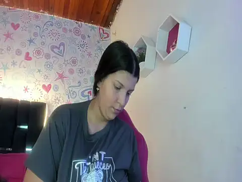 ISA RIVAS online show from November 26, 12:06 pm