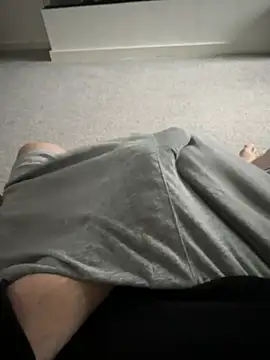 Snapshot of -bfc1882- chatting on February 25, 8:46 am -bfc1882- online show from February 25, 8:46 am