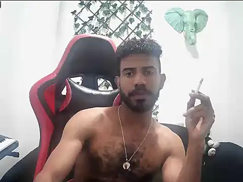 alberthot11 online show from November 28, 4:04 am