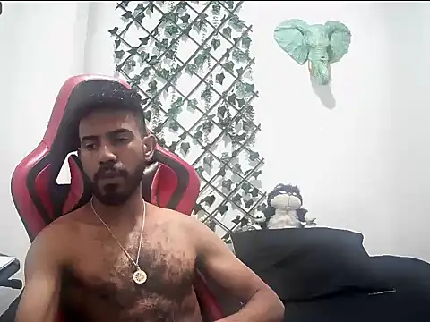 alberthot11 online show from November 29, 5:21 am