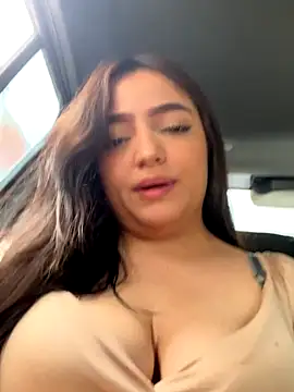 Juanita Rojas online show from December 4, 5:43 pm