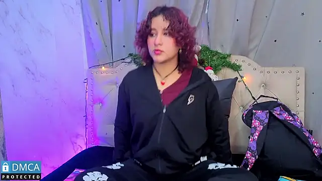 ahsly Zam online show from December 20, 3:13 am