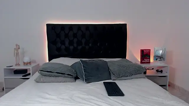 ray Weeed online show from November 27, 12:35 am