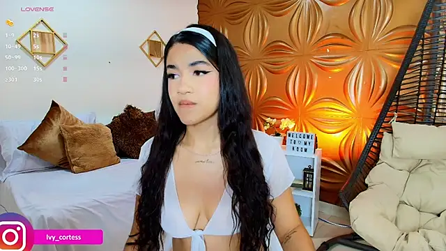 Snapshot of Ivycortes chatting on December 22, 9:12 pm Ivycortes online show from December 22, 9:12 pm