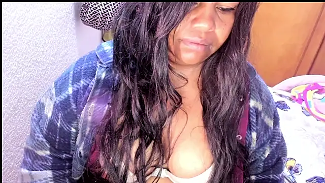 ebonycamelia online show from February 18, 8:54 am