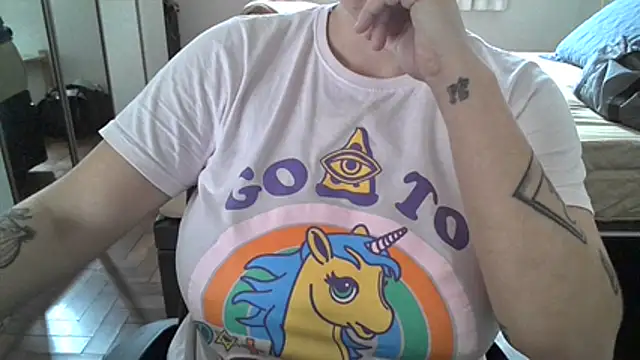 xxxluana online show from February 2, 1:10 pm