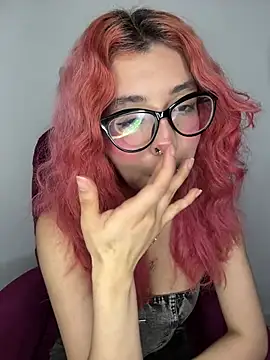 Valen-Foxx1 online show from April 15, 6:53 am