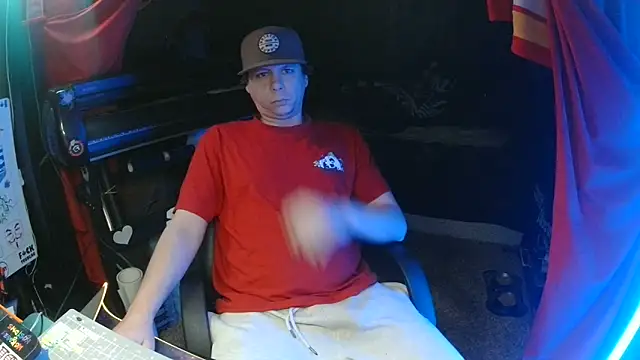 Bowerboi online show from December 2, 11:00 pm