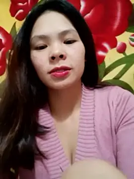 quynhquynh  online show from January 10, 6:09 pm