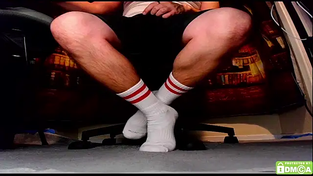 Snapshot of justshutupandwatch chatting on February 24, 7:39 am justshutupandwatch online show from February 24, 7:39 am