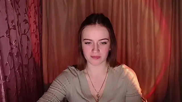 Snapshot of Illa_May chatting on February 2, 8:18 pm Illa May online show from February 2, 8:18 pm