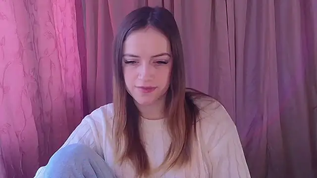 Snapshot of Illa_May chatting on February 27, 7:30 am Illa May online show from February 27, 7:30 am