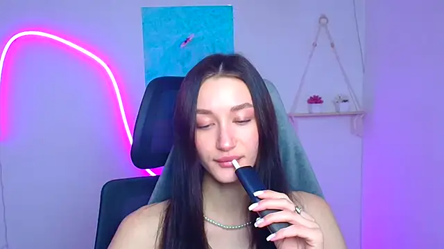 Stella XO online show from March 2, 6:14 am