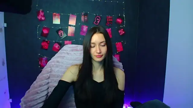 Stella XO online show from April 8, 5:18 am