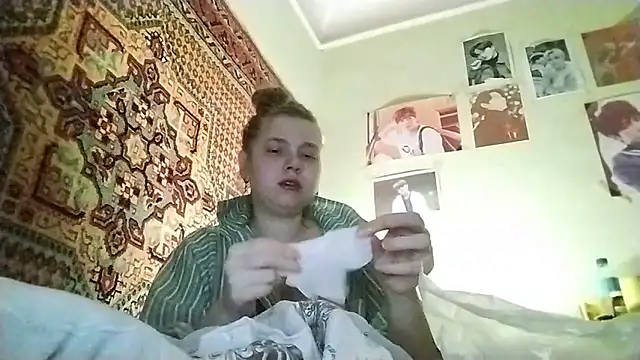 KikiBang online show from March 3, 6:58 pm