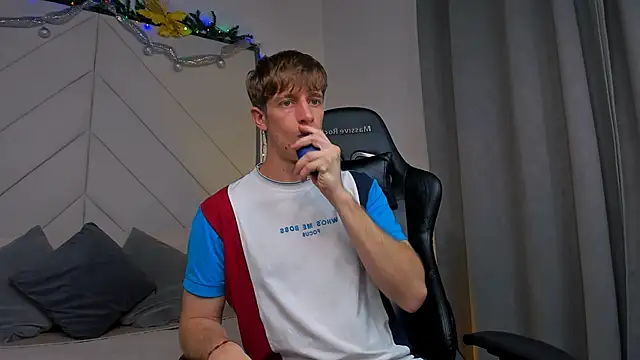 Ostin Saints online show from December 18, 4:02 pm